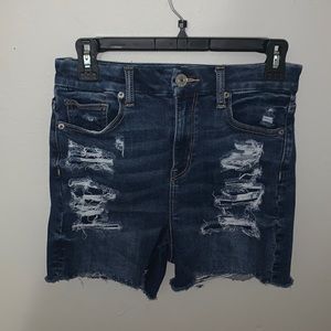 American Eagle shorts denim size 4 stretchy ripped detailing